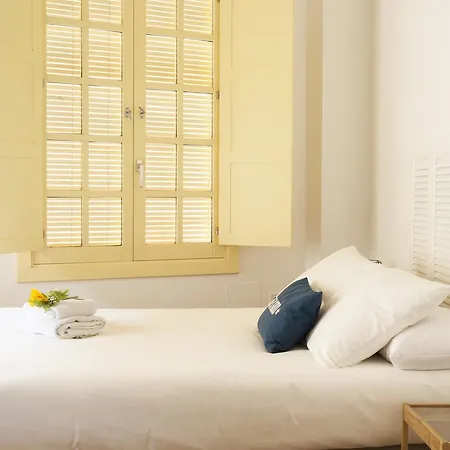 Chinitas Urban Estudios 公寓 *